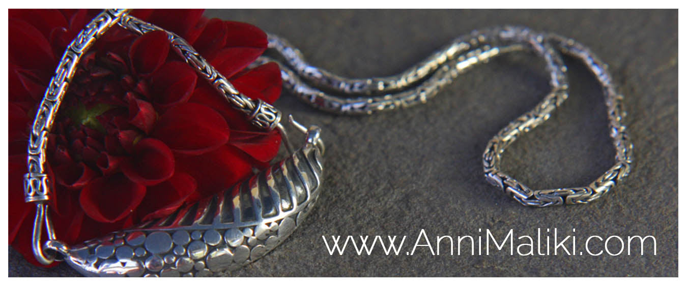 "Pebbles and Waves" necklace